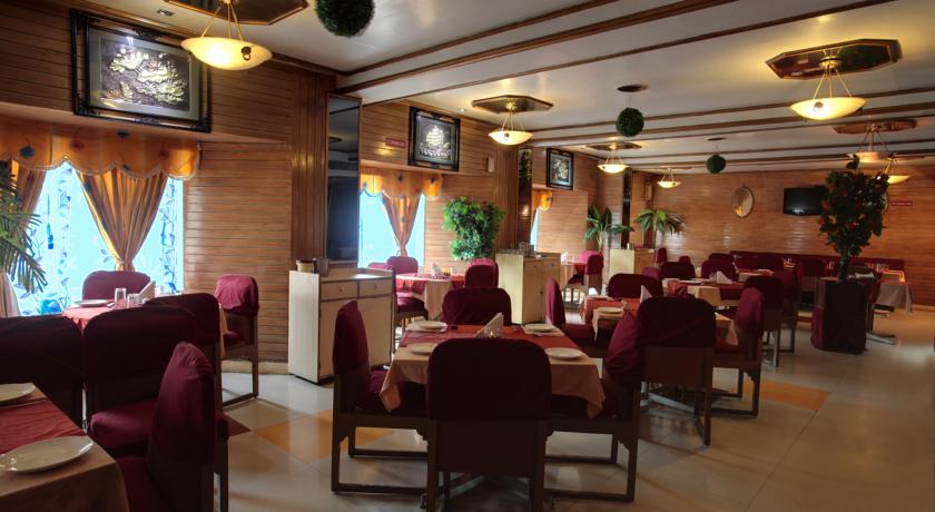 Hotel Samrat International